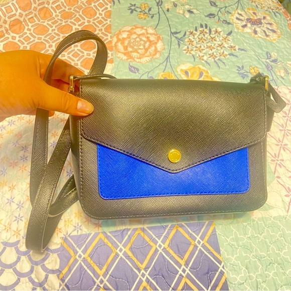 Michael Kors Greenwich Bicolor Slap Flap Leather Crossbody Bag - Picture 12 of 16